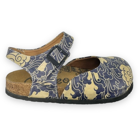 Calceo Shoes - Calceo Windy Clouds Patterned Clogs Blue/Beige Mary Janes Women's 38 (7.5)